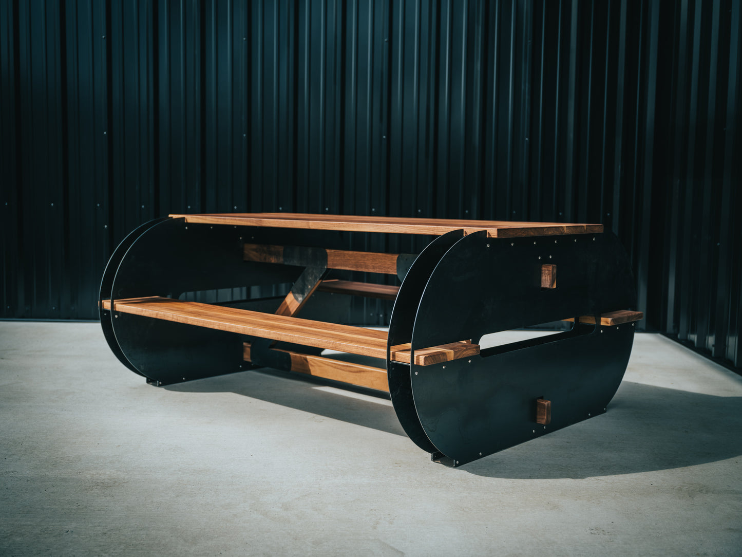 Maria Picnic Table